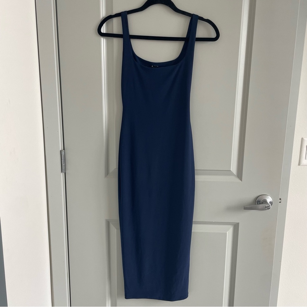 Windsor Classic Navy Midi Dress